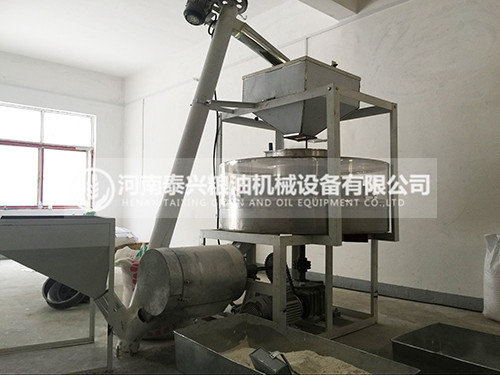 100型半自动石磨面粉机